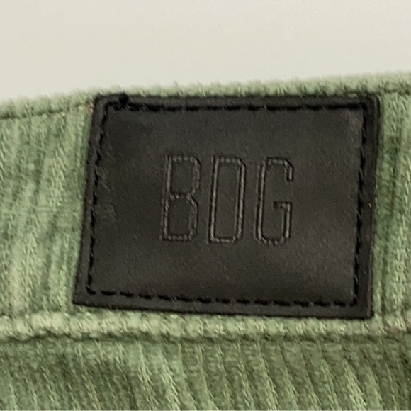 Urban Outfitters BDG Mom High-Rise Corduroy Pants - Picture 8 of 11